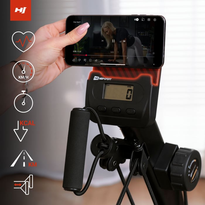 Benutzerfreundlicher Computer zeigt alle Trainingsdaten in Echtzeit – inkl. Tablet-Halterung für Unterhaltung.